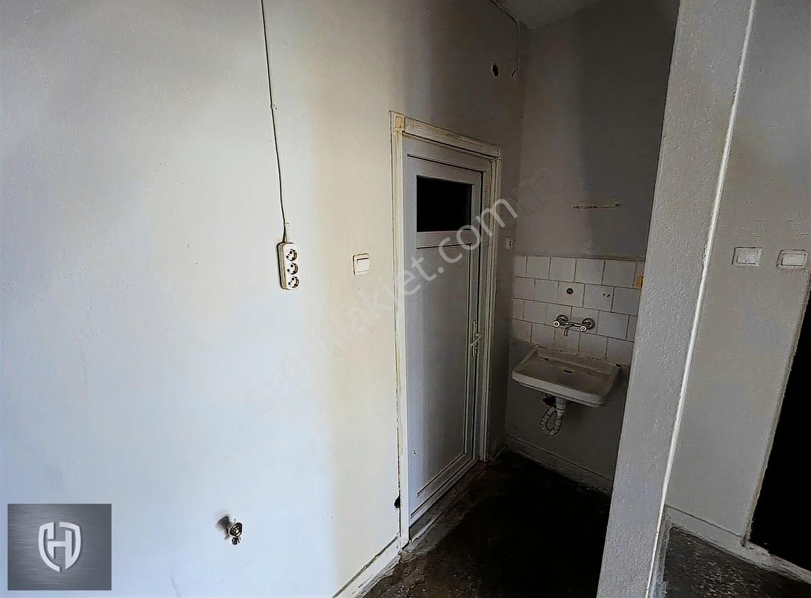 Işıklar Mahallesinde 3+1 Kiralık Daire - Görsel 9