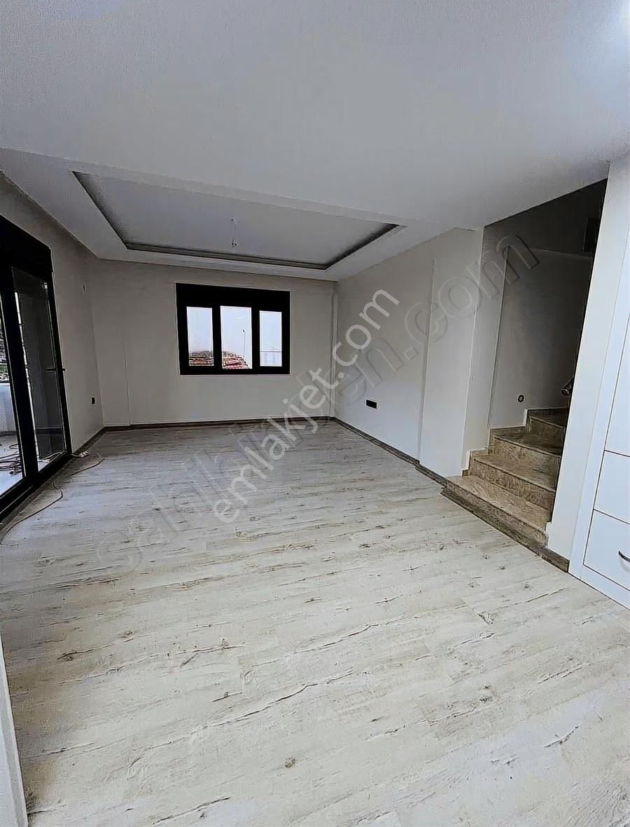 Coşkun Emlaktan Şakranda Kiralık Bahçeli Dublex Daire - Görsel 5