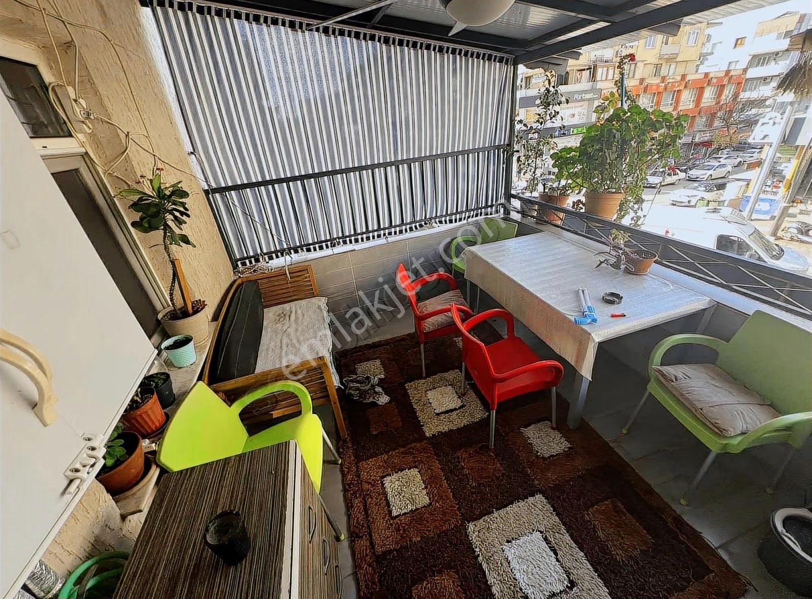 Coşkun Emlaktan İstiklal Caddesi Üzerinde Satılık 3+1 Daire - Görsel 7