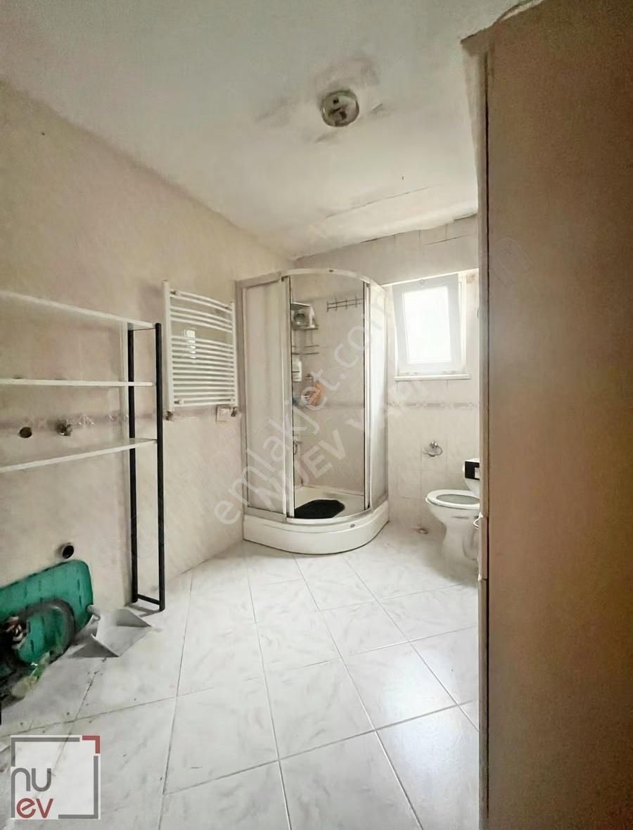 Büyükçekmece Pınartepe'de Sahile Yakın 2+1-nuev - Görsel 3