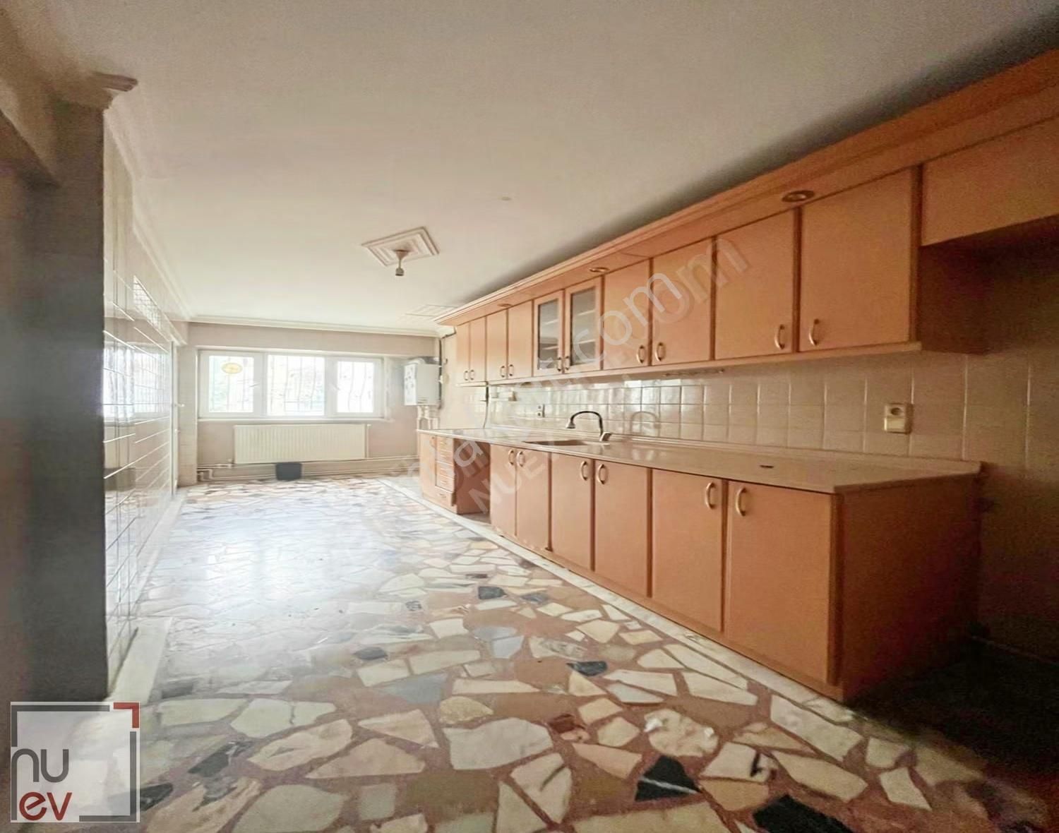 Büyükçekmece Pınartepe'de Sahile Yakın 2+1-nuev