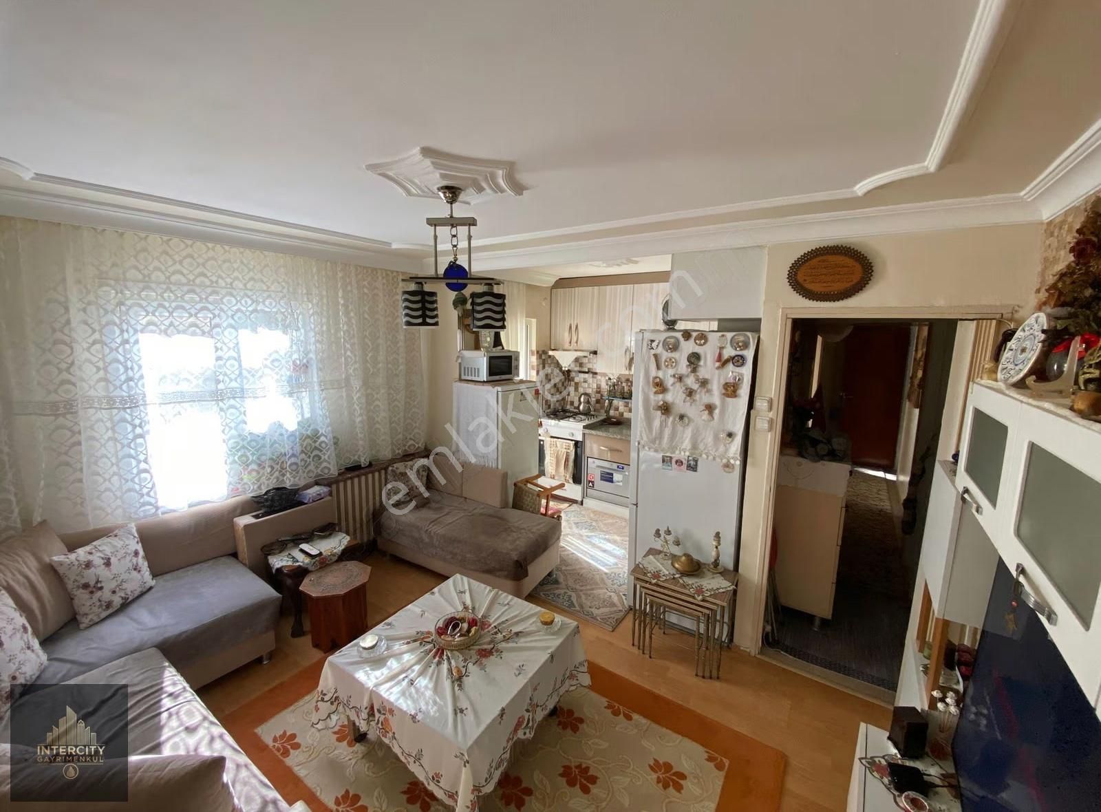 Beylikdüzü Büyükşehir Mh. Satılık 2+1 Daire