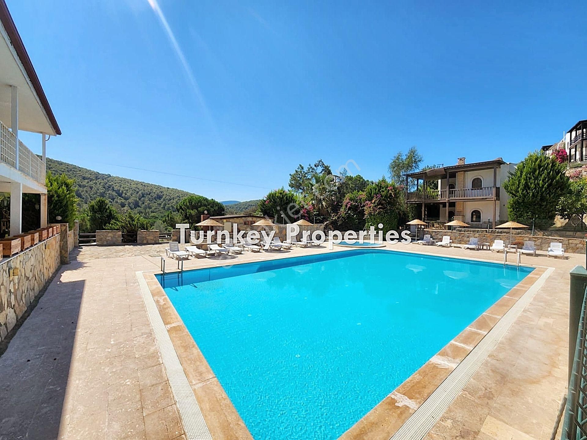 Adabükü Satılık Dubleks Villa, Bahçeli Ve Site İçinde, Tam Donanımlı - Görsel 4