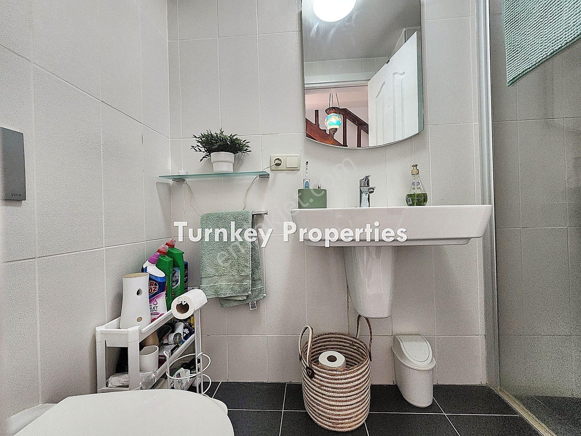 Adabükü Satılık Dubleks Villa, Bahçeli Ve Site İçinde, Tam Donanımlı - Görsel 30