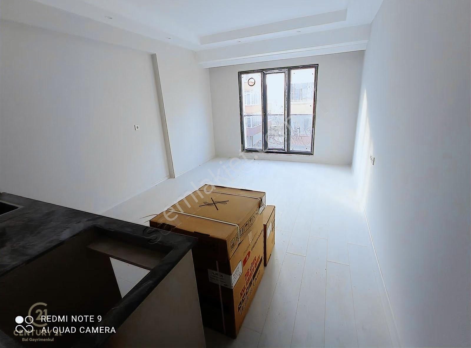 Century21 Bal'dan Balıkesir Paşaalanında Sıfır 1+1 Kiralık Daire - Görsel 33
