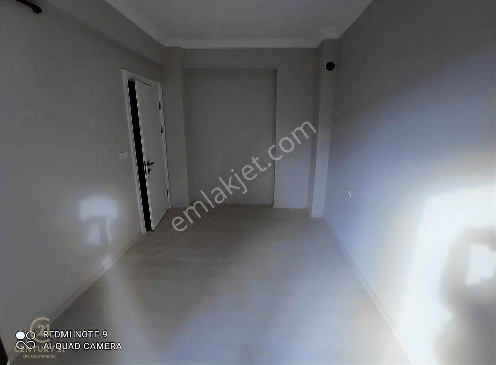 Century21 Bal'dan Balıkesir Paşaalanında Sıfır 1+1 Kiralık Daire - Görsel 27