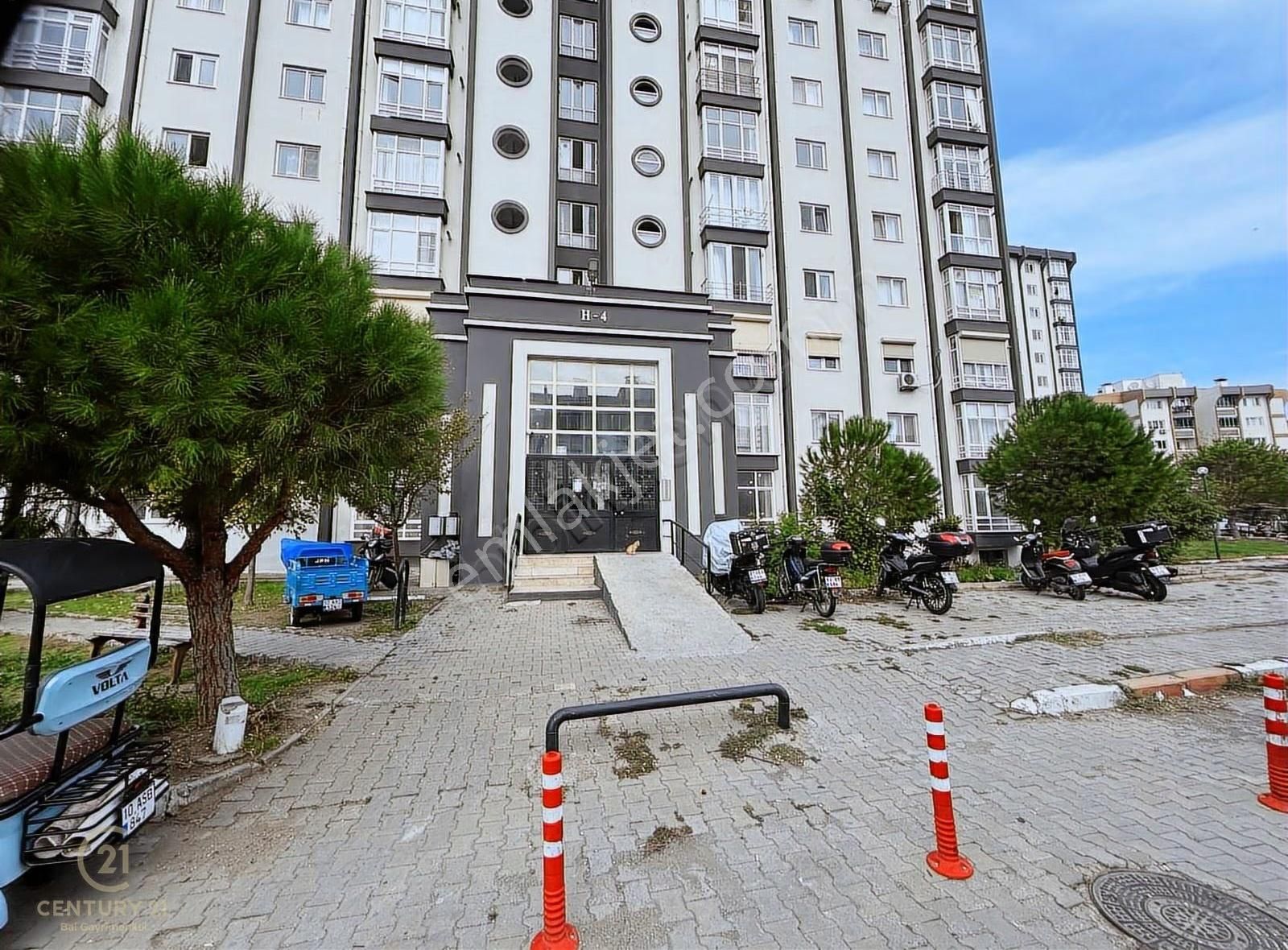 Century 21 Bal'dan Toki Yenimahalle'de Kiralık Eşyalı 1+1 - Görsel 2
