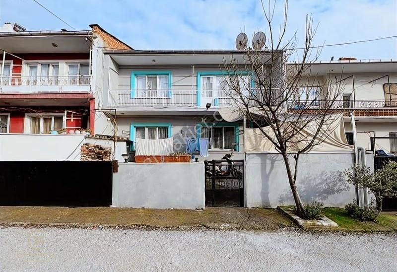 C21 Bal'dan Maltepe Mah İki Katlı, Bahçeli Satılık Müstakil Ev - Görsel 1