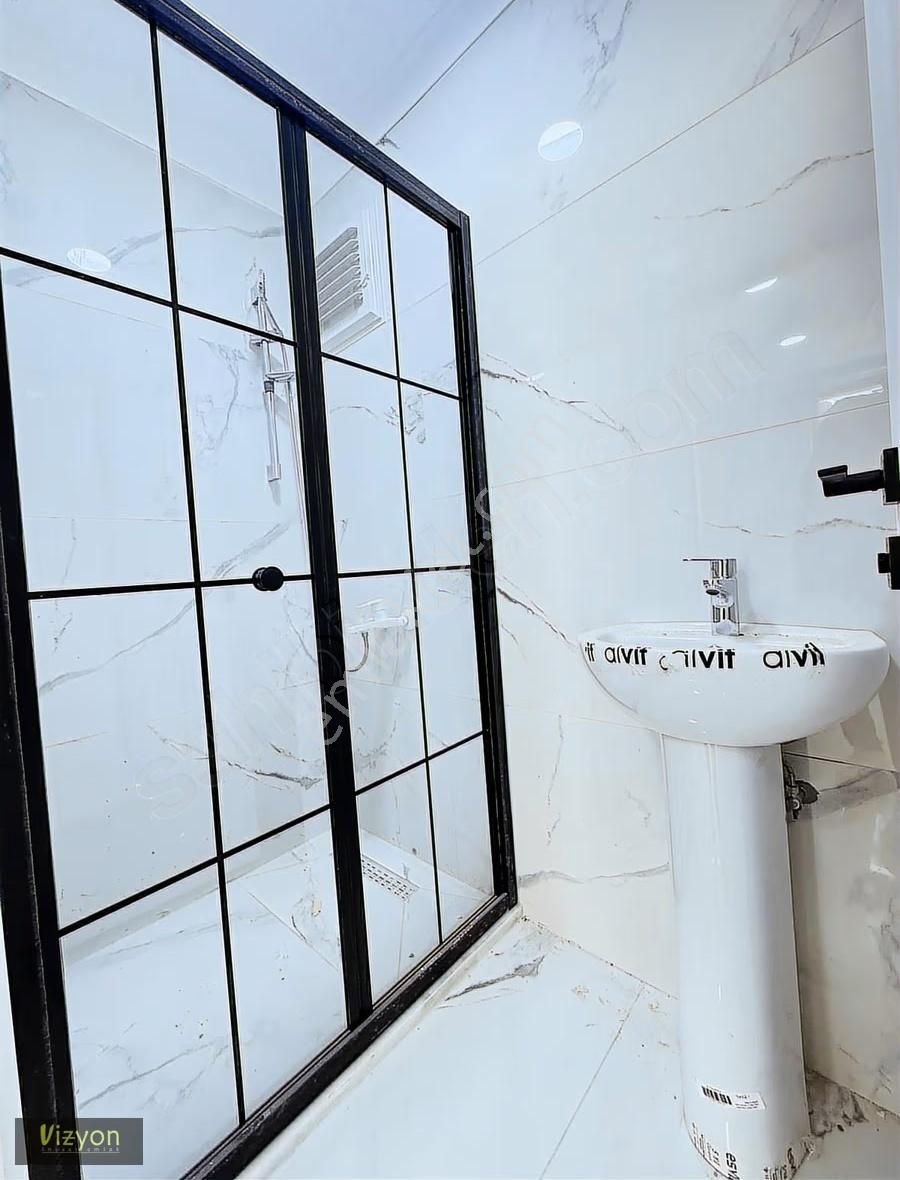 Mimar Sinan Mahallesinde Bahçe Kullanımlı Satılık 2+1 Daire - Görsel 23