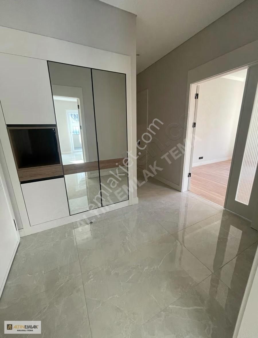 Tema İstanbul 2'de 240m2 4+1 Full Yapılı Satılık Daire - Görsel 4