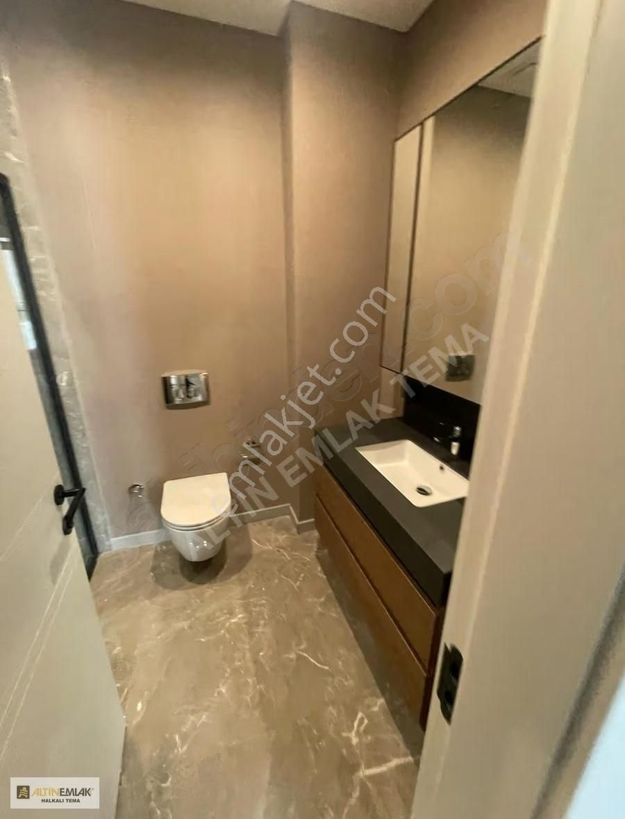 Tema İstanbul 2'de 240m2 4+1 Full Yapılı Satılık Daire - Görsel 20