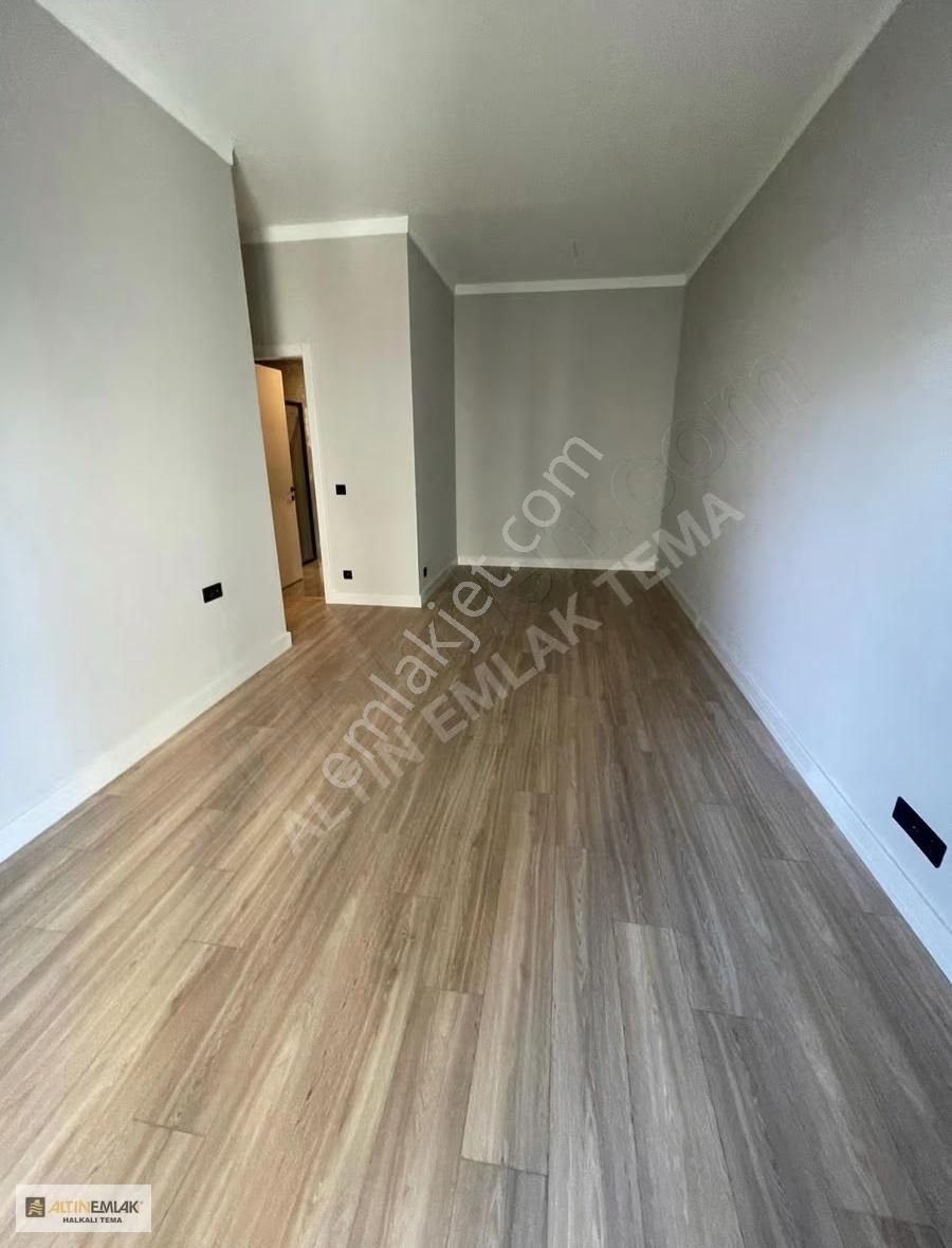 Tema İstanbul 2'de 240m2 4+1 Full Yapılı Satılık Daire - Görsel 25