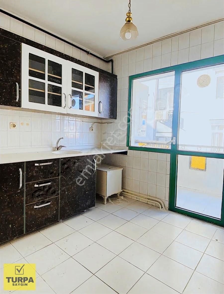 Turpa Saygın'dan Pazar Yeri Ve Hastane. 2 Dk Asansörlü 3+1 - Görsel 4