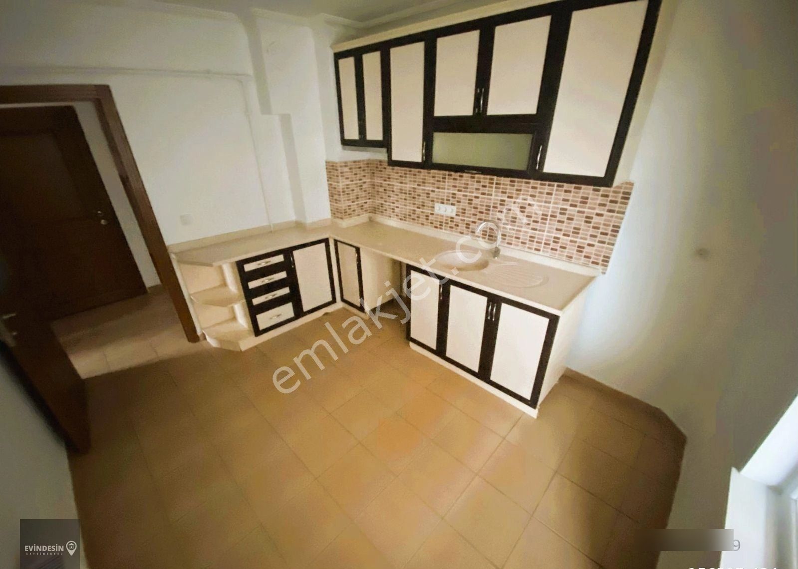 Bağlarbaşı Mahallesinde 4+1 Ön Cephe Yapılı Dubleks - Görsel 11