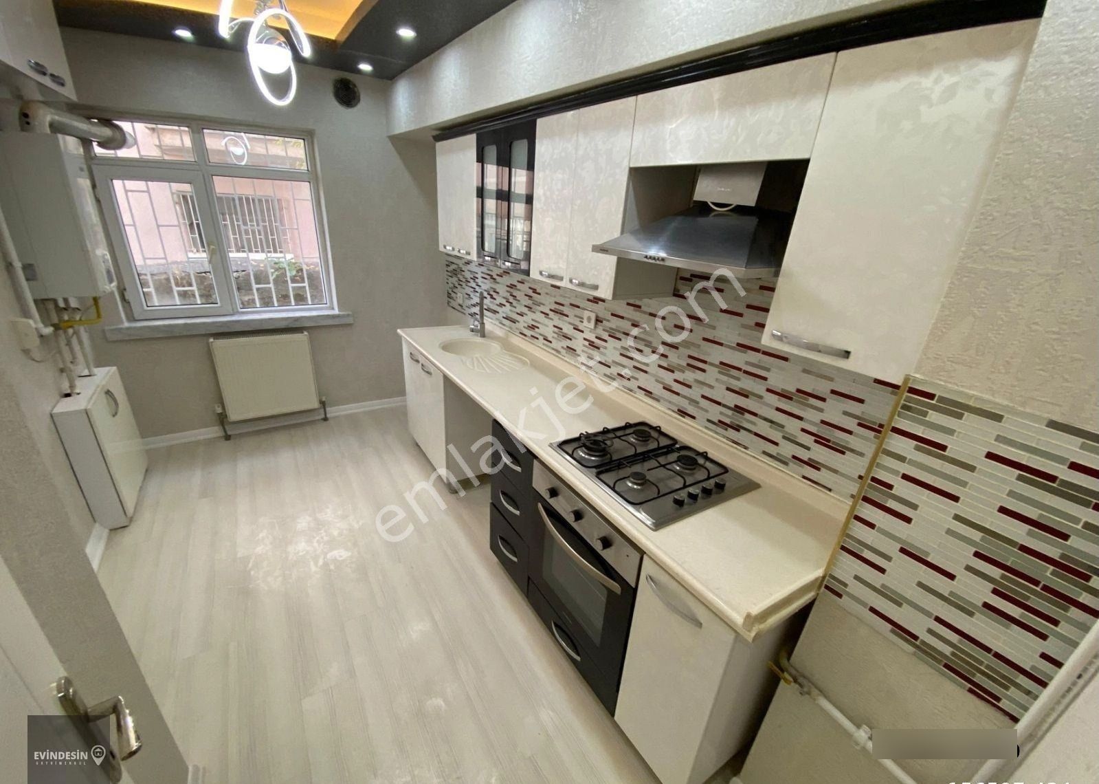 Tepebaşı Mah Tepebaşı Göbekte Ön Cephe Full Yapılı 3+1 Satılık Daire - Görsel 14