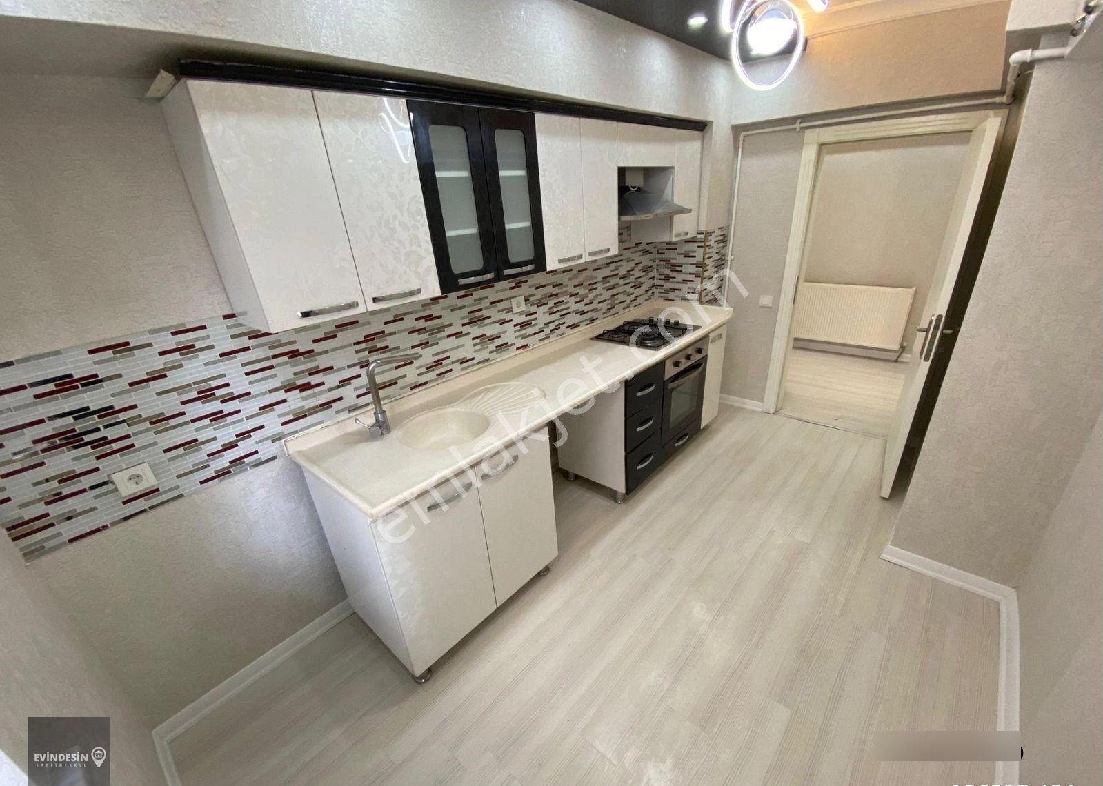 Tepebaşı Mah Tepebaşı Göbekte Ön Cephe Full Yapılı 3+1 Satılık Daire - Görsel 15