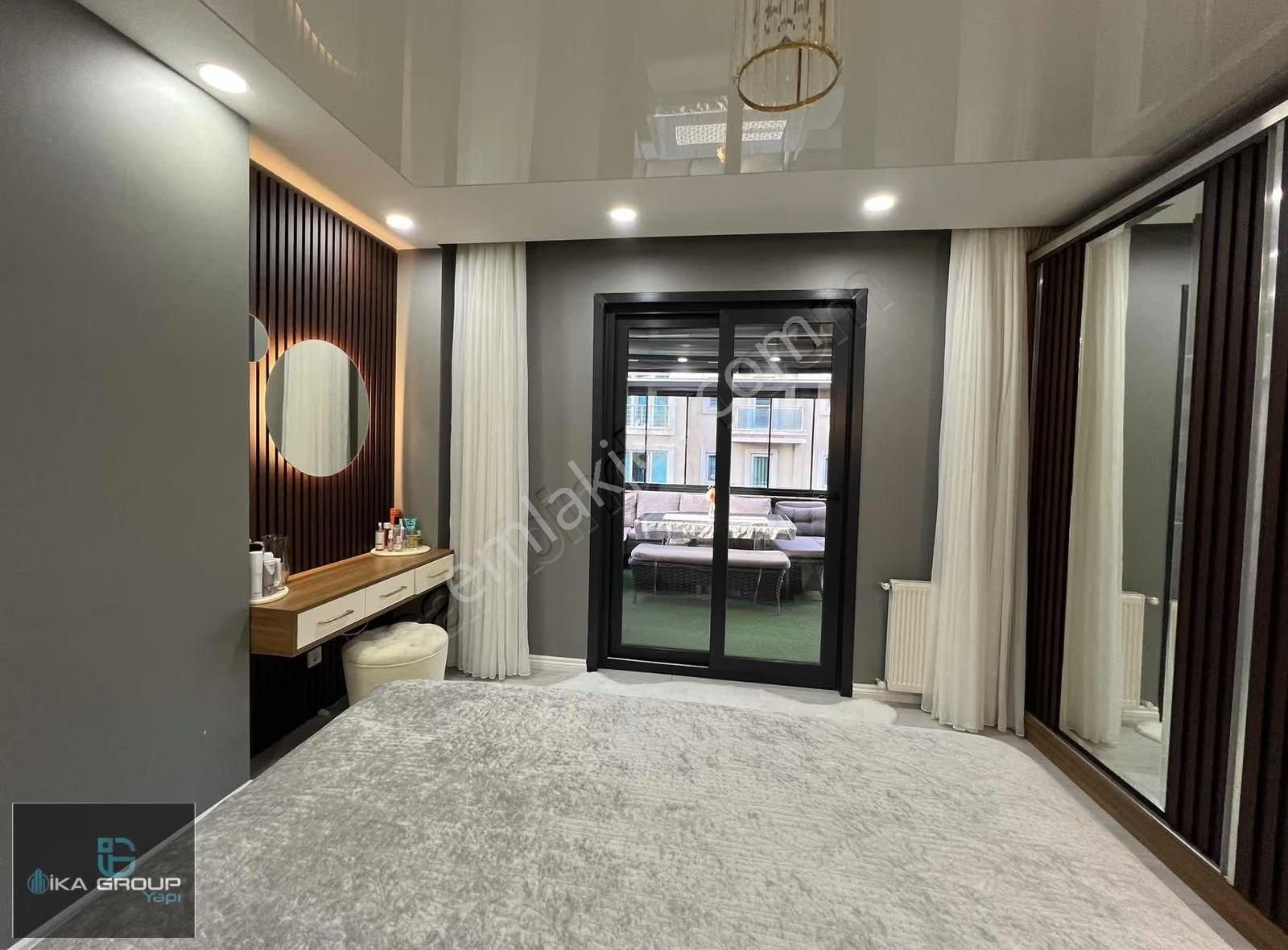 Cumhuriyet Mh.de Metrobüse 2 Dk Teraslı Satılık Daire - Görsel 14