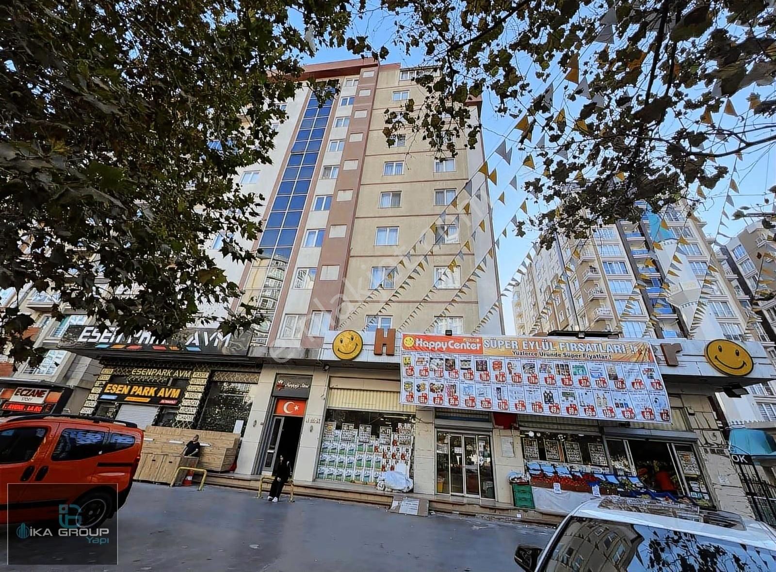 Cumhuriyet Mh.de Metrobüse 2 Dk Teraslı Satılık Daire