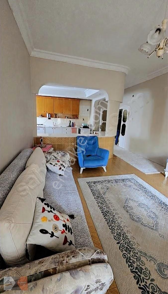 Turgut Emlak'tan 50 Yılda 350 M2 Arsa İçinde 3 Daire 2 Dükkan - Görsel 15