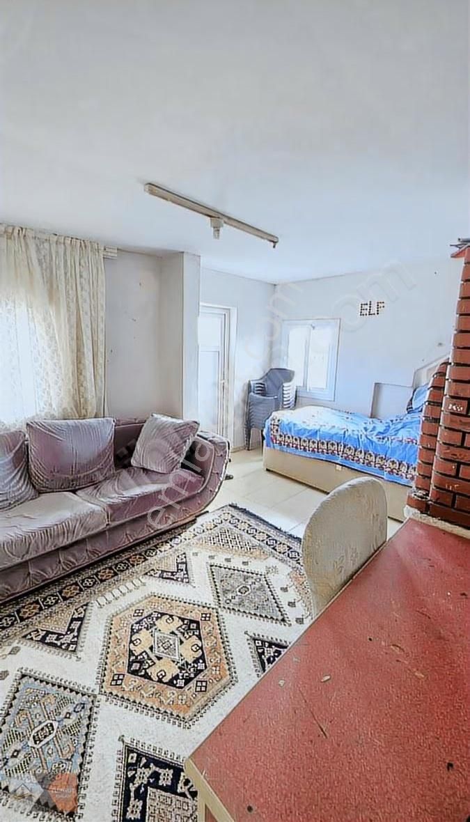 Turgut Emlak'tan 50 Yılda 350 M2 Arsa İçinde 3 Daire 2 Dükkan - Görsel 20