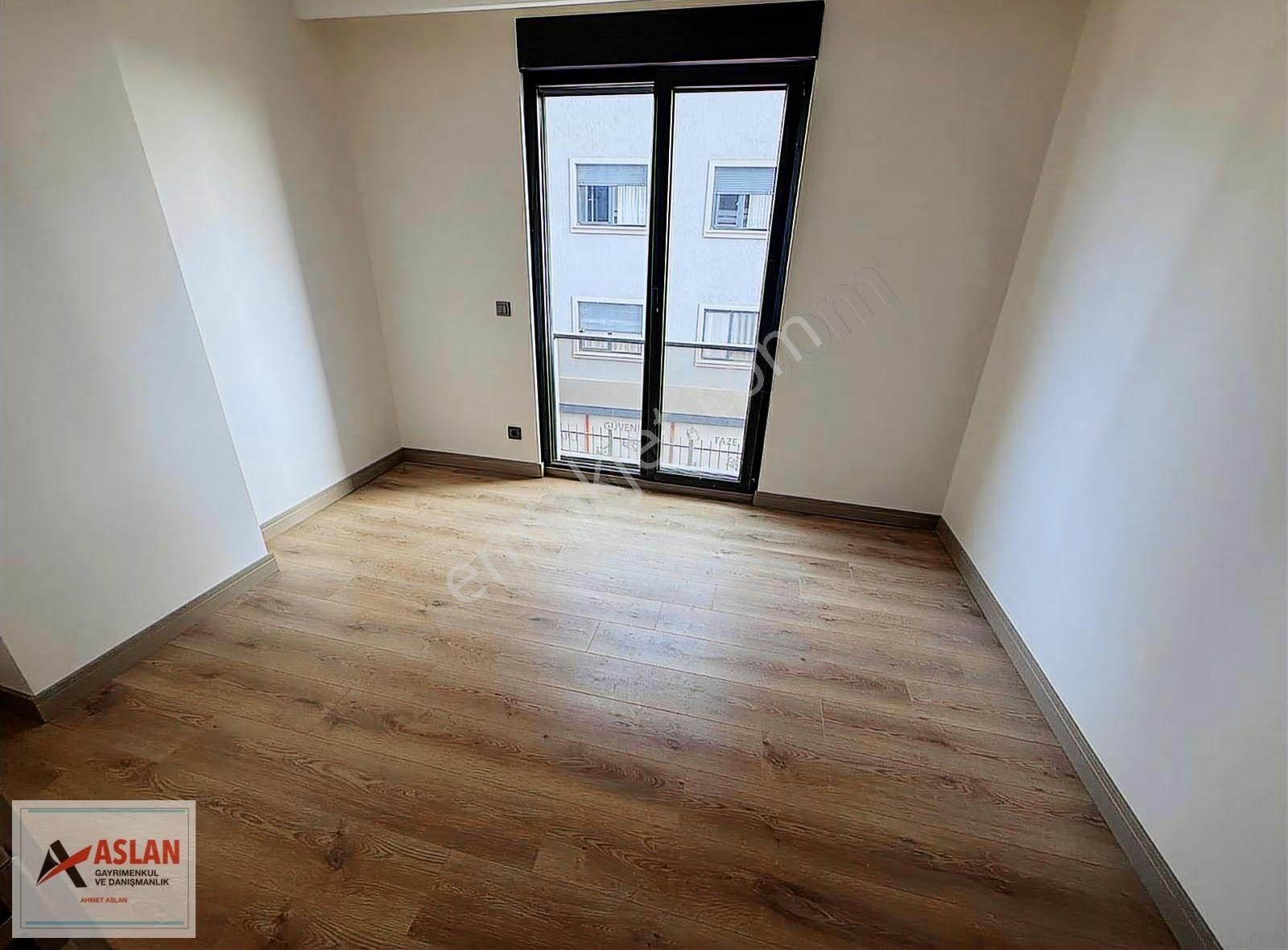 Fırsat! Vera Çengelköy Site İçerisinde 3+1 Lüks Arakat Daire - Görsel 16