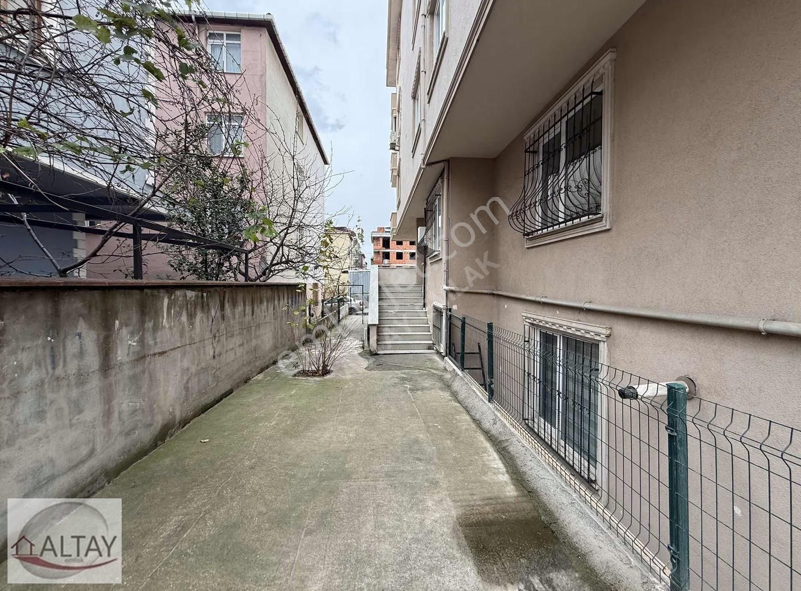 Ataşehir Kayışdağ Mah Ayaz Sokak 1+1 40 M2 Yüksek Giriş - Görsel 3