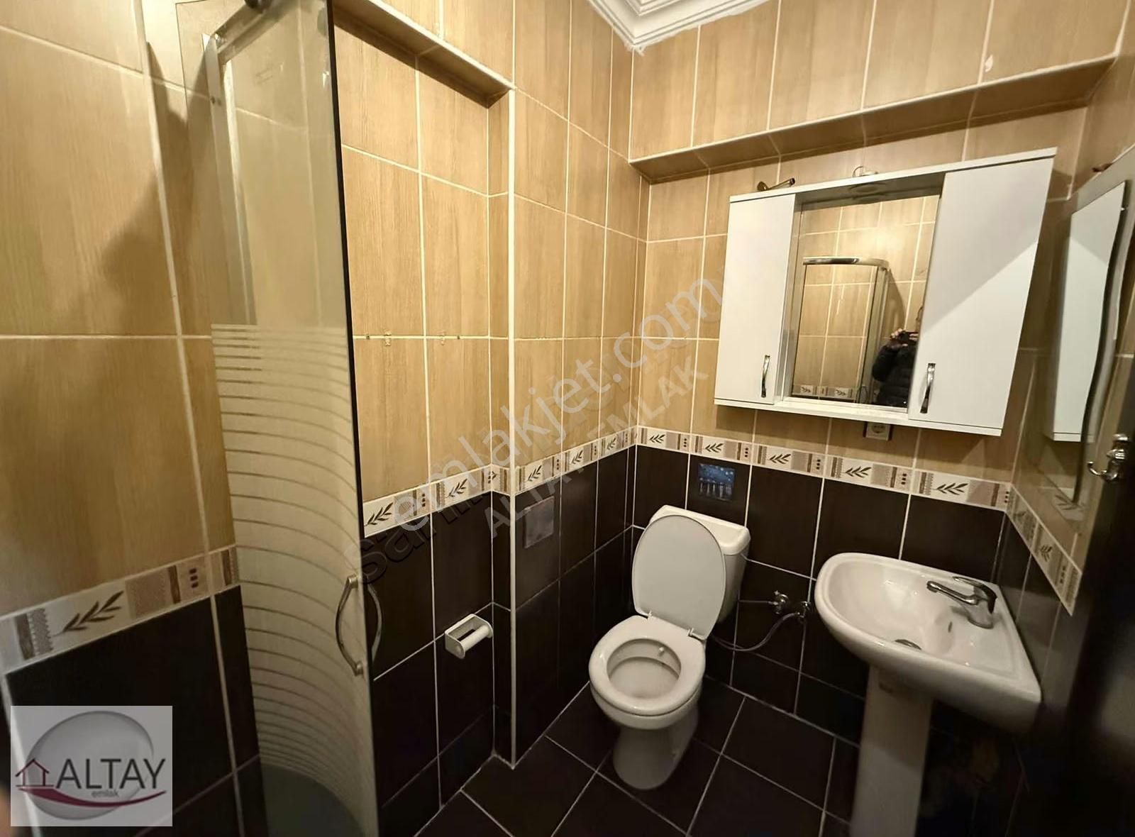 Küçükbakkalköy Mah. Toplu Ulaşıma Cok Yakın 1+1 45 M2 Giriş Kat - Görsel 5