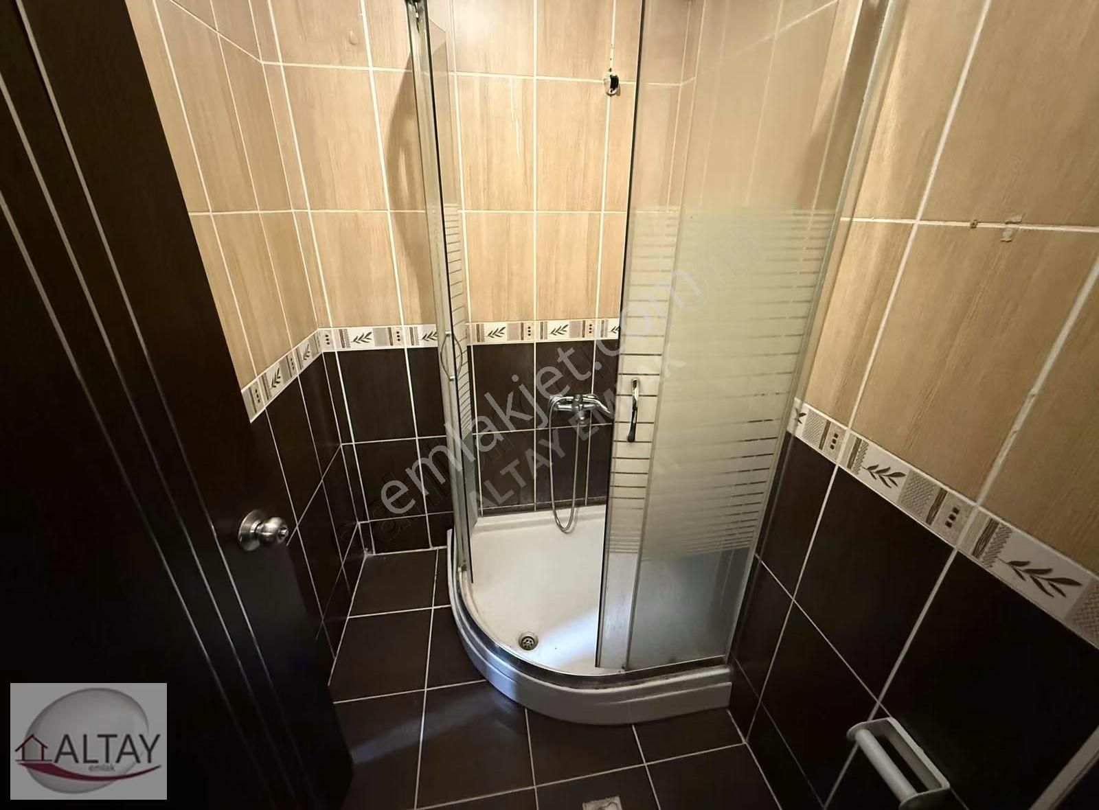 Küçükbakkalköy Mah. Toplu Ulaşıma Cok Yakın 1+1 45 M2 Giriş Kat - Görsel 17