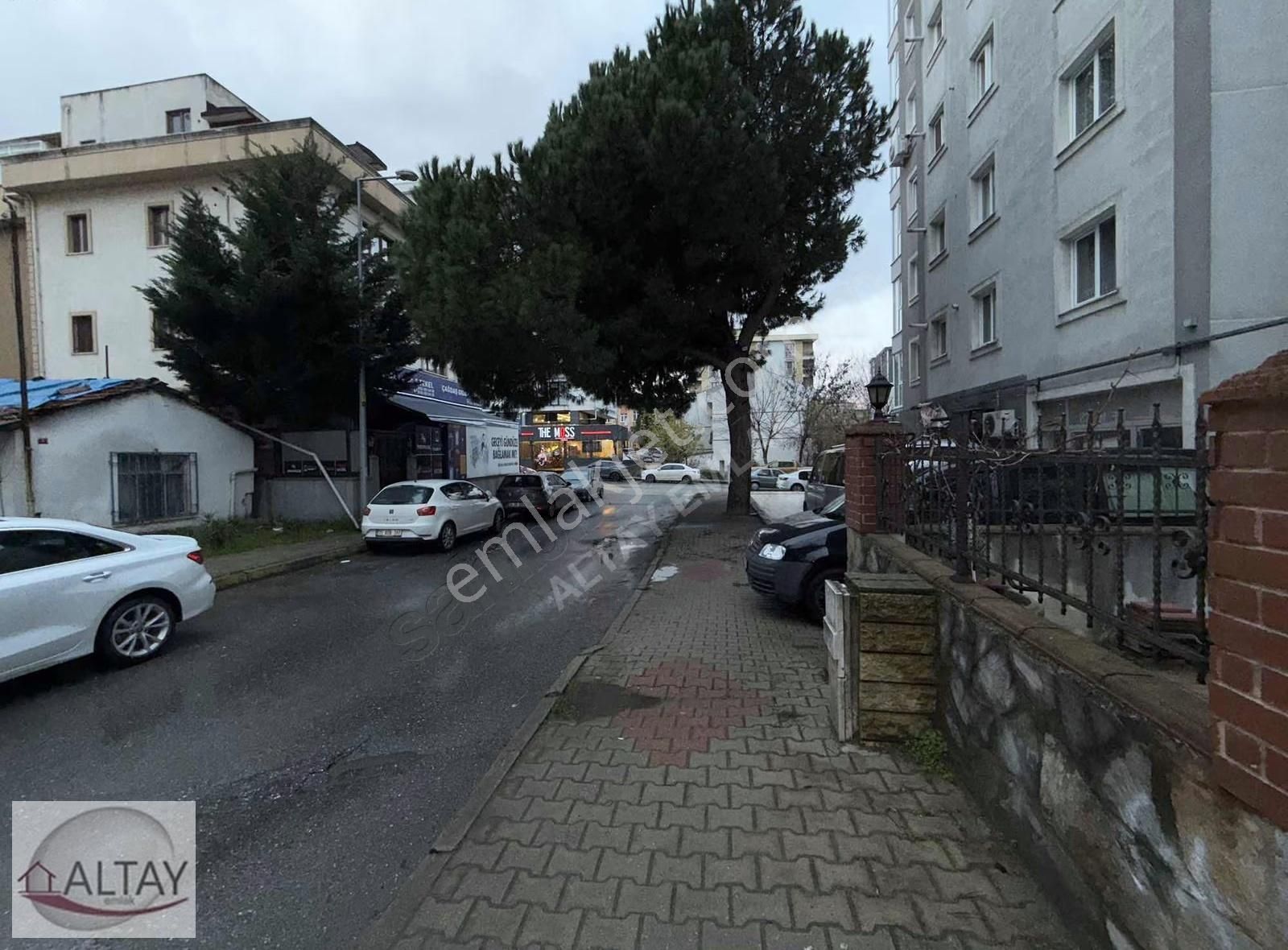 Küçükbakkalköy Mah. Toplu Ulaşıma Cok Yakın 1+1 45 M2 Giriş Kat - Görsel 18