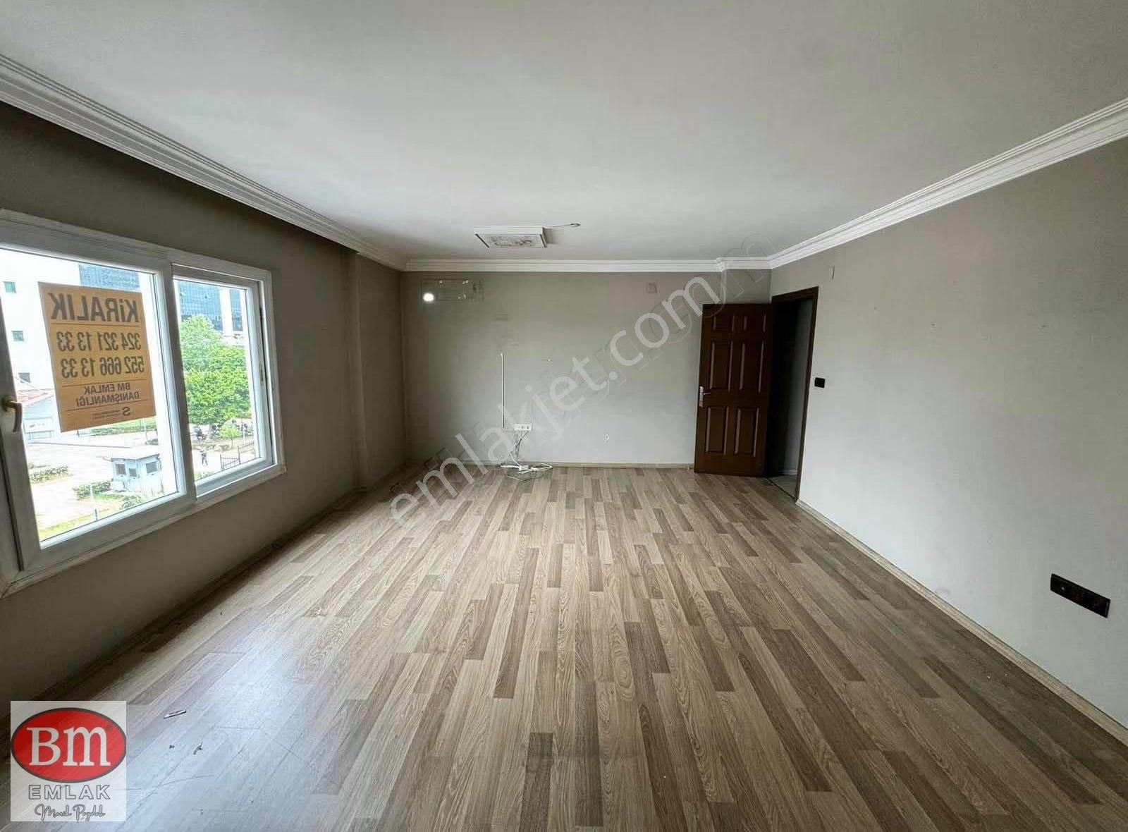 Bm"den Adliye Karşısında 3+0 Kiralık Ofis - Görsel 9