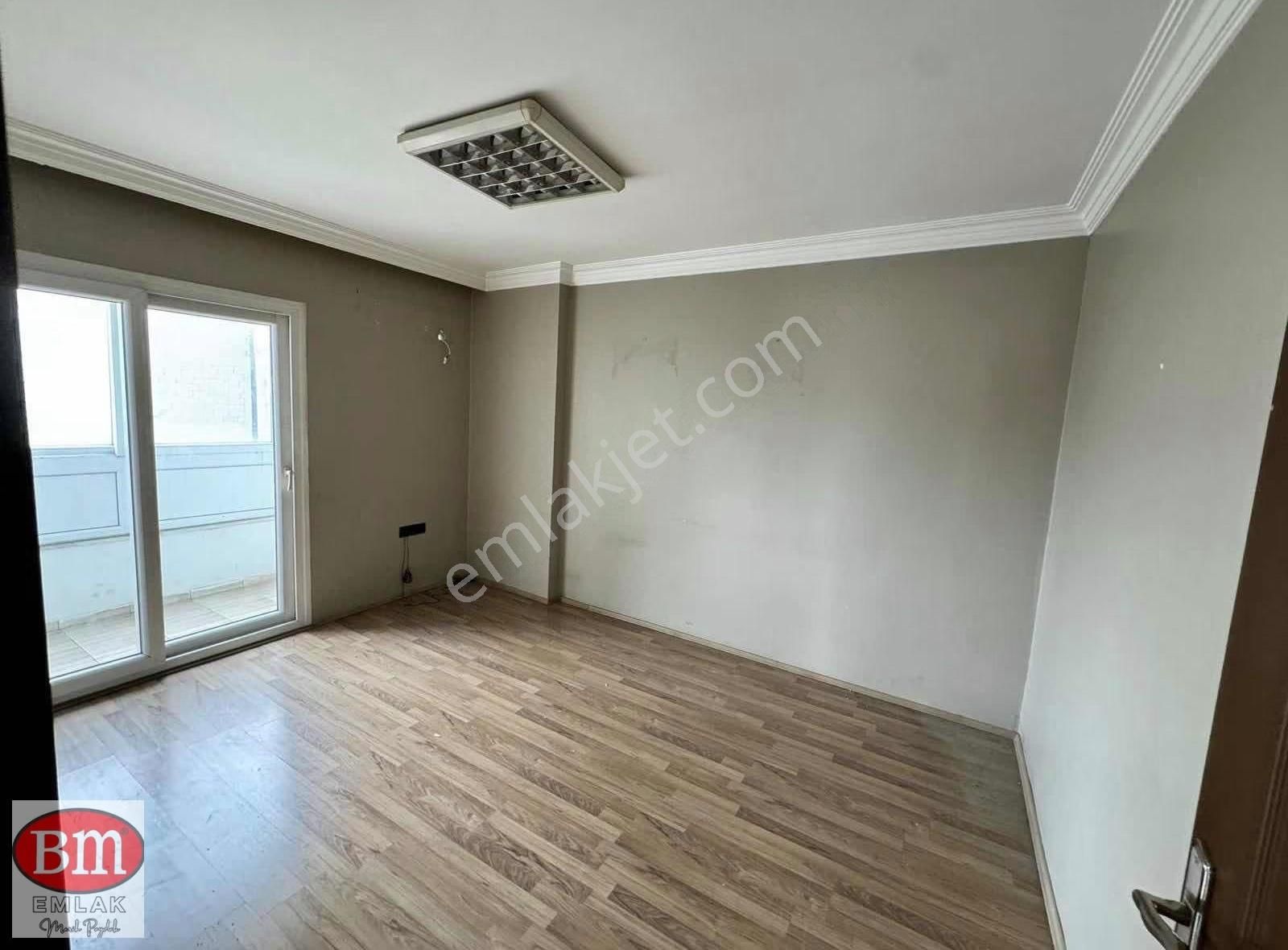 Bm"den Adliye Karşısında 3+0 Kiralık Ofis - Görsel 16