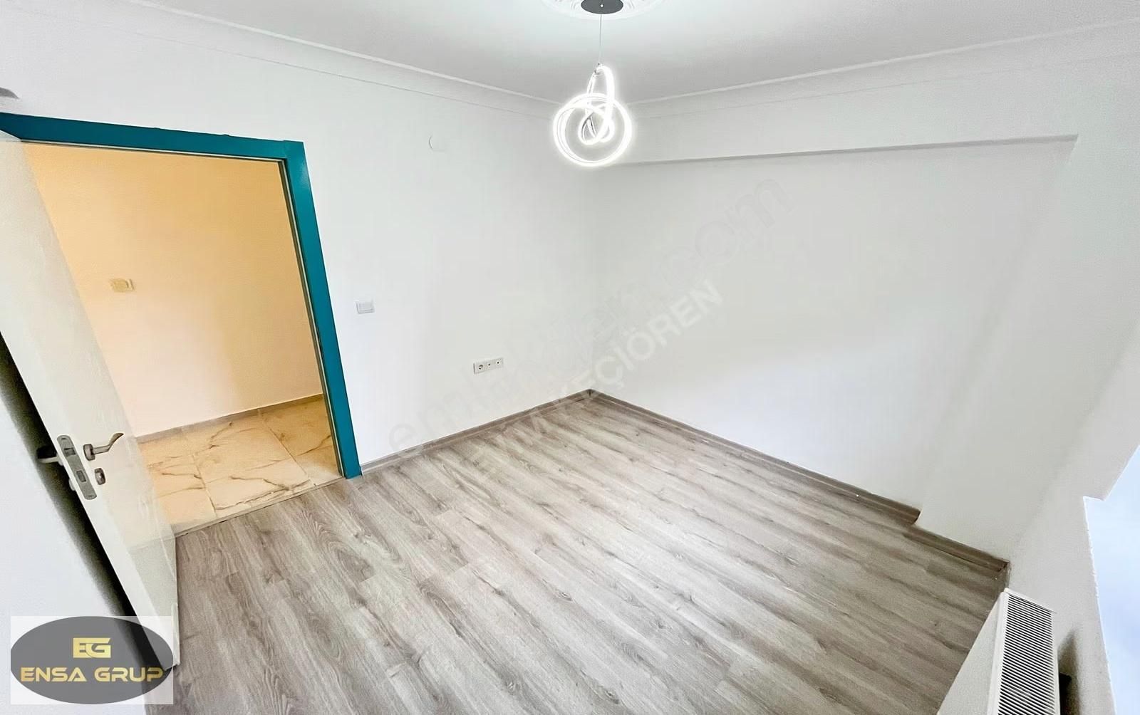 Kanunide Cepheleri Açık Lüks Yapılı Krediye Uygun Asansörlü 3+1! - Görsel 24