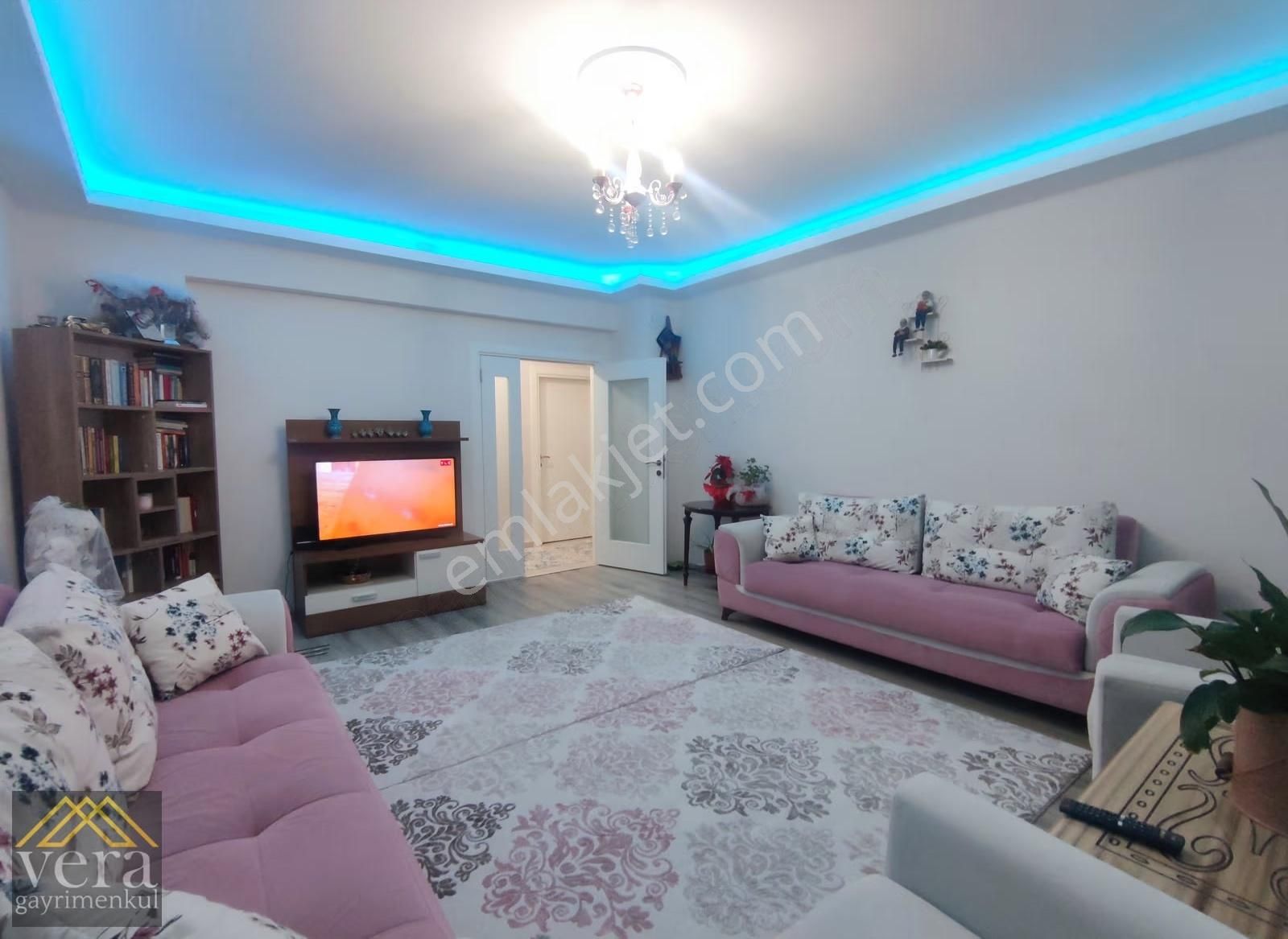 Cadde Yakını Teras Balkonlu Full Yapılı 7.kat 3+1 Kiralık Daire - Görsel 8