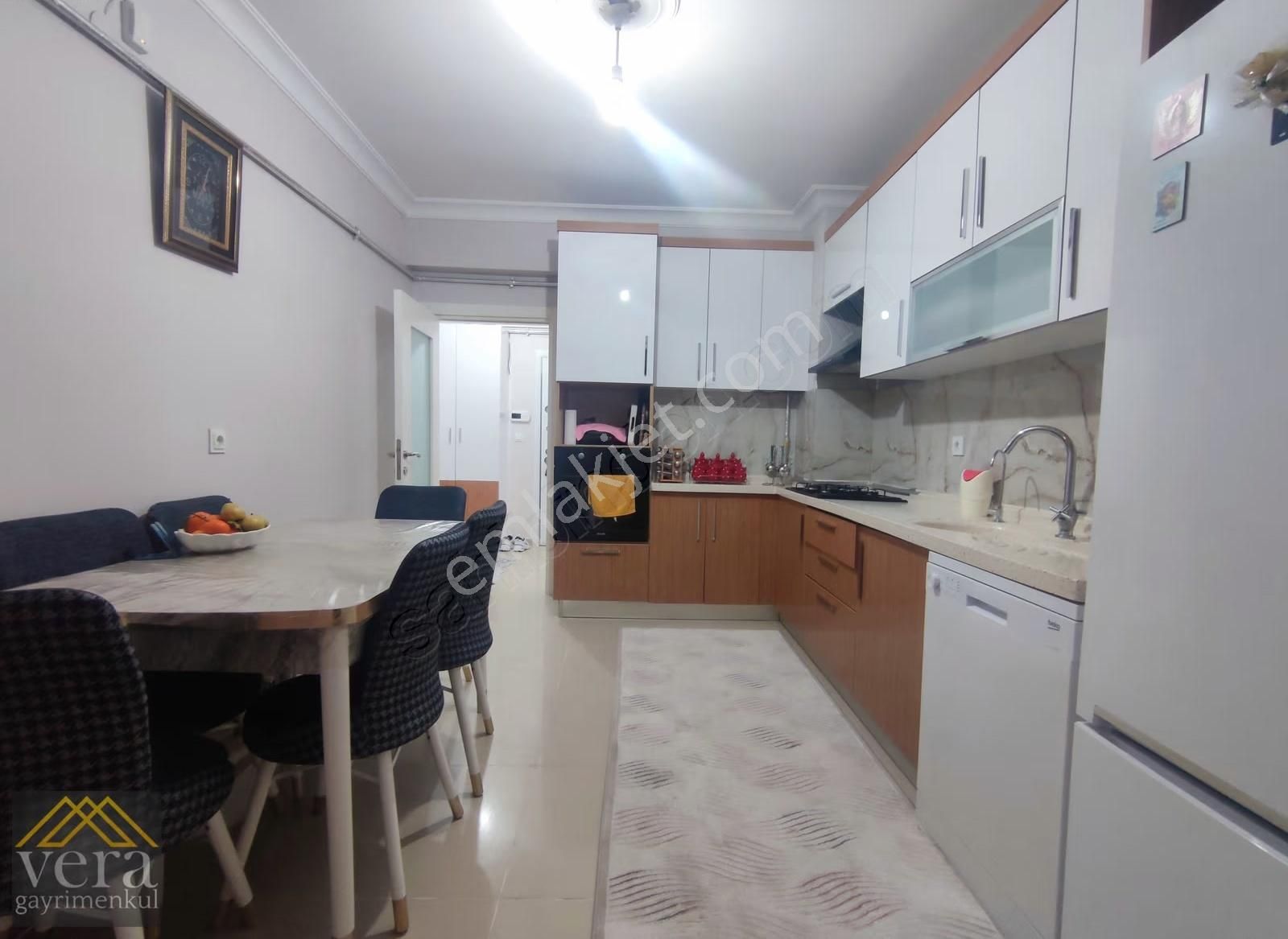 Cadde Yakını Teras Balkonlu Full Yapılı 7.kat 3+1 Kiralık Daire - Görsel 12