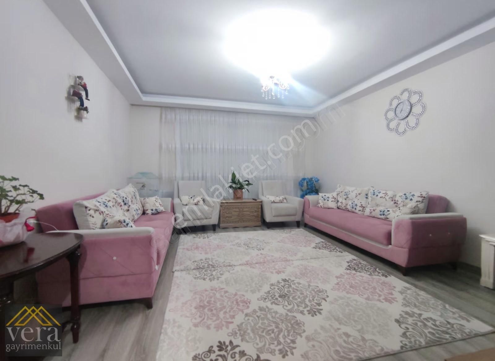 Cadde Yakını Teras Balkonlu Full Yapılı 7.kat 3+1 Kiralık Daire - Görsel 23