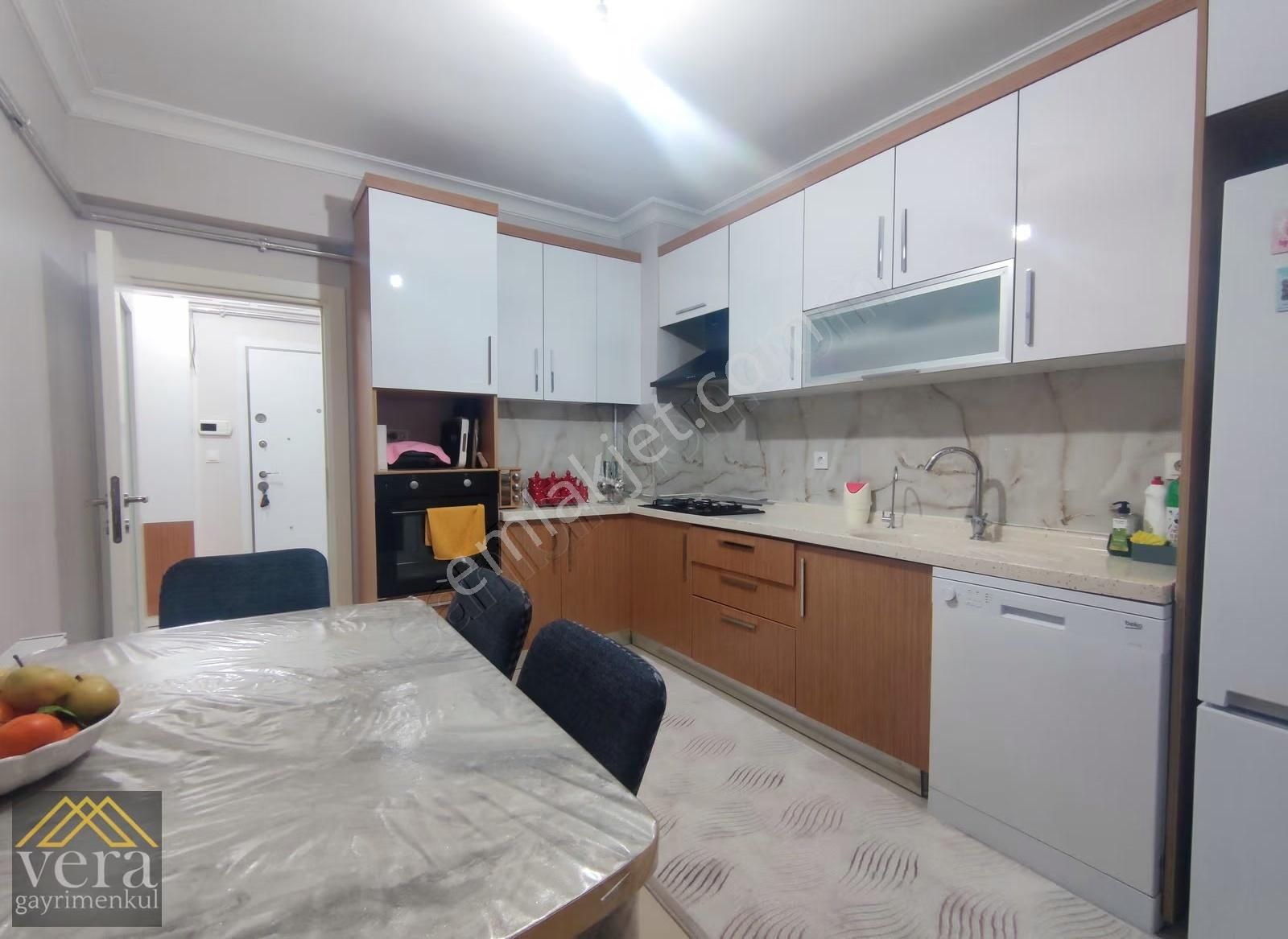 Cadde Yakını Teras Balkonlu Full Yapılı 7.kat 3+1 Kiralık Daire - Görsel 2
