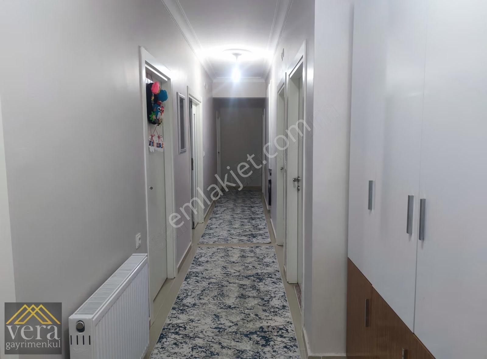 Cadde Yakını Teras Balkonlu Full Yapılı 7.kat 3+1 Kiralık Daire - Görsel 30