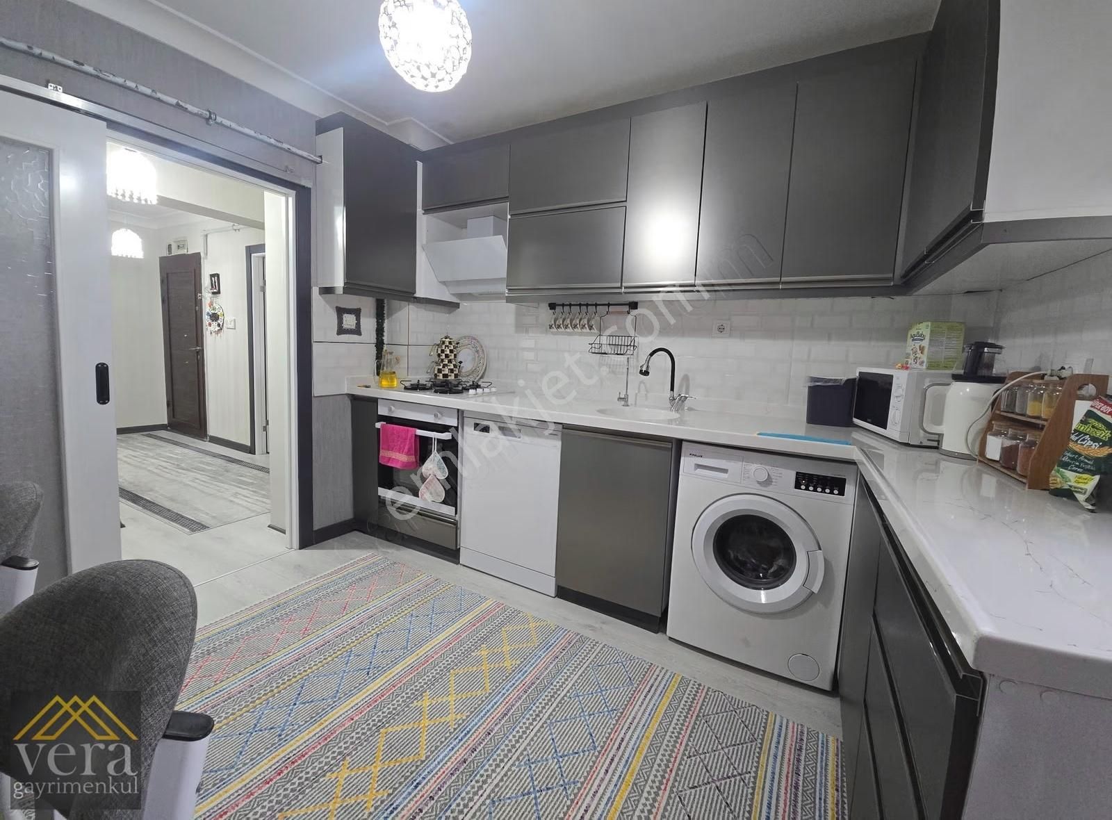 Asansörlü, İskanlı, Mantolamalı 3+1 Full Yapılı Güney Cepheli - Görsel 2