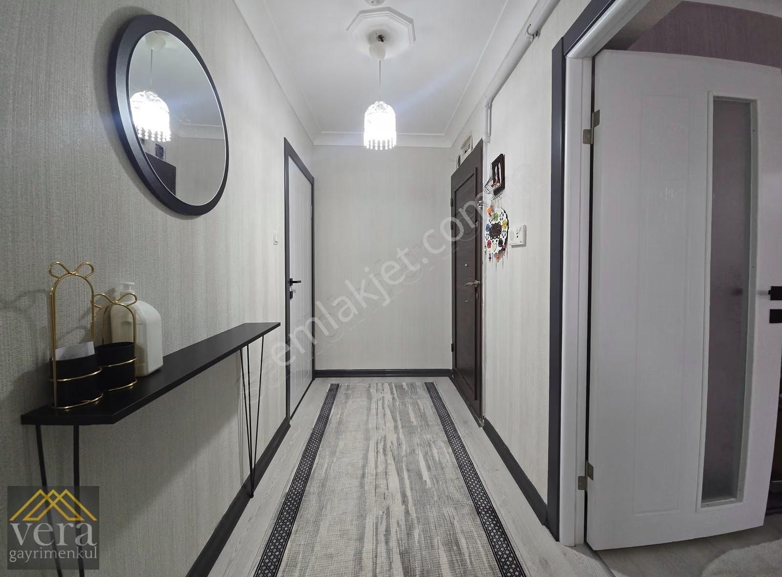 Asansörlü, İskanlı, Mantolamalı 3+1 Full Yapılı Güney Cepheli - Görsel 27