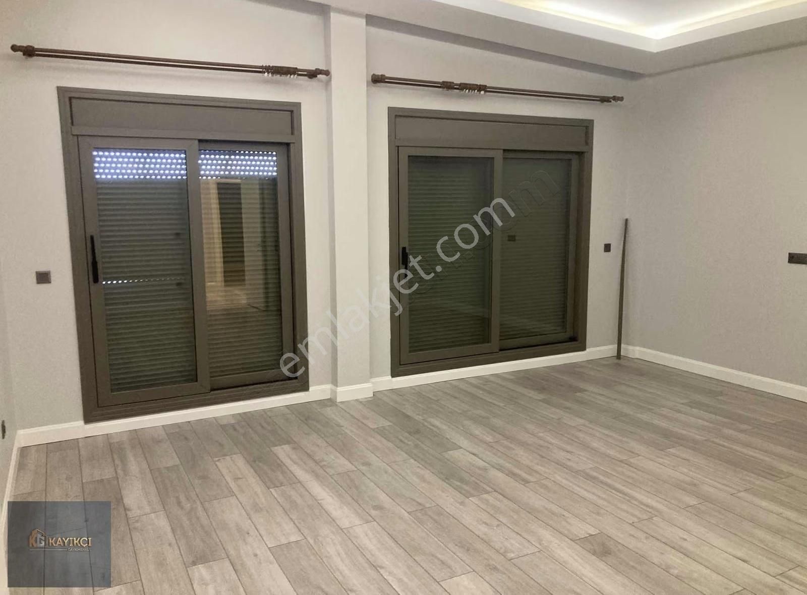 Cami Mah.alemdar Seaside 4+1/180 M2 Üst Dubleks - Görsel 17