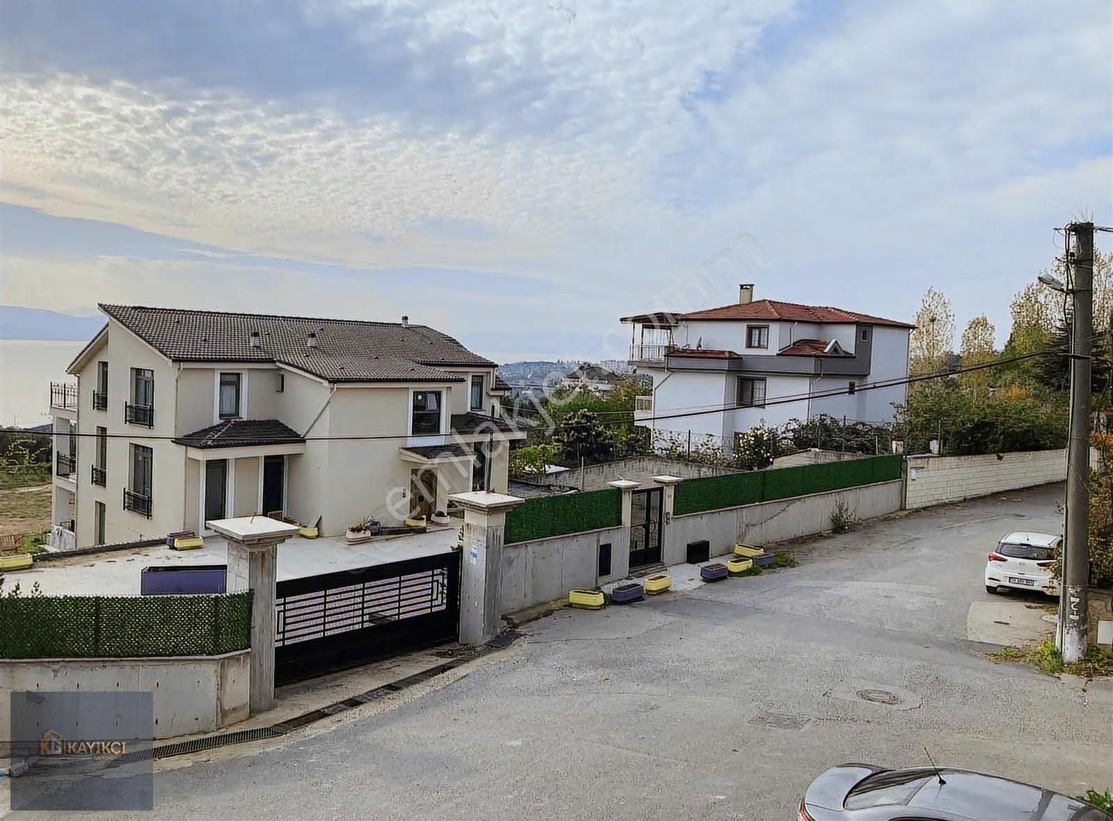 Deniz Manzaralı 3+1/160 M2 Alt Dubleks - Görsel 17