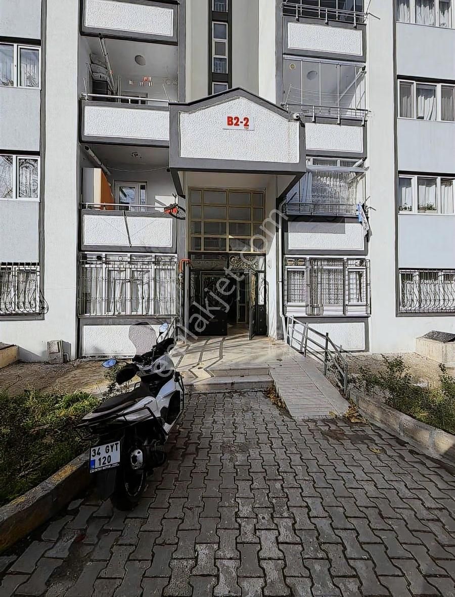 Şirin Emlaktan Tokı Ayazma 1 Konutları 2+1 95 M2 Daire - Görsel 12