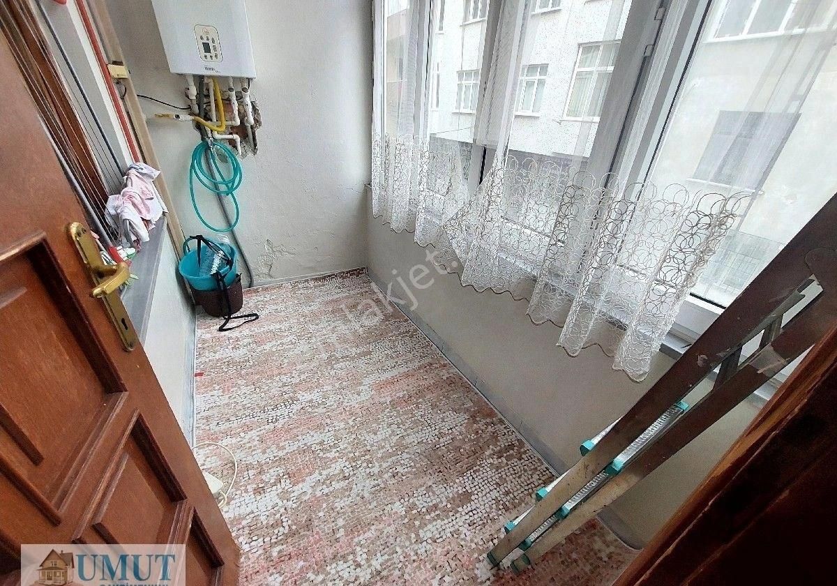 Gaziosmanpaşa Karayolları De Acil Satılık Daire İkinci Kat Balkonlu 3+1 120 M2 - Görsel 13