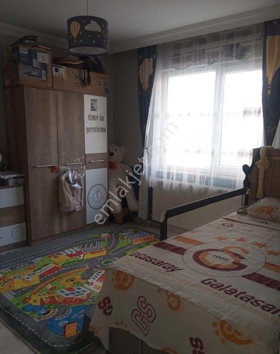 Çınarlı Mah. 2+1 8 Yaşında Satılık Daire - Görsel 3