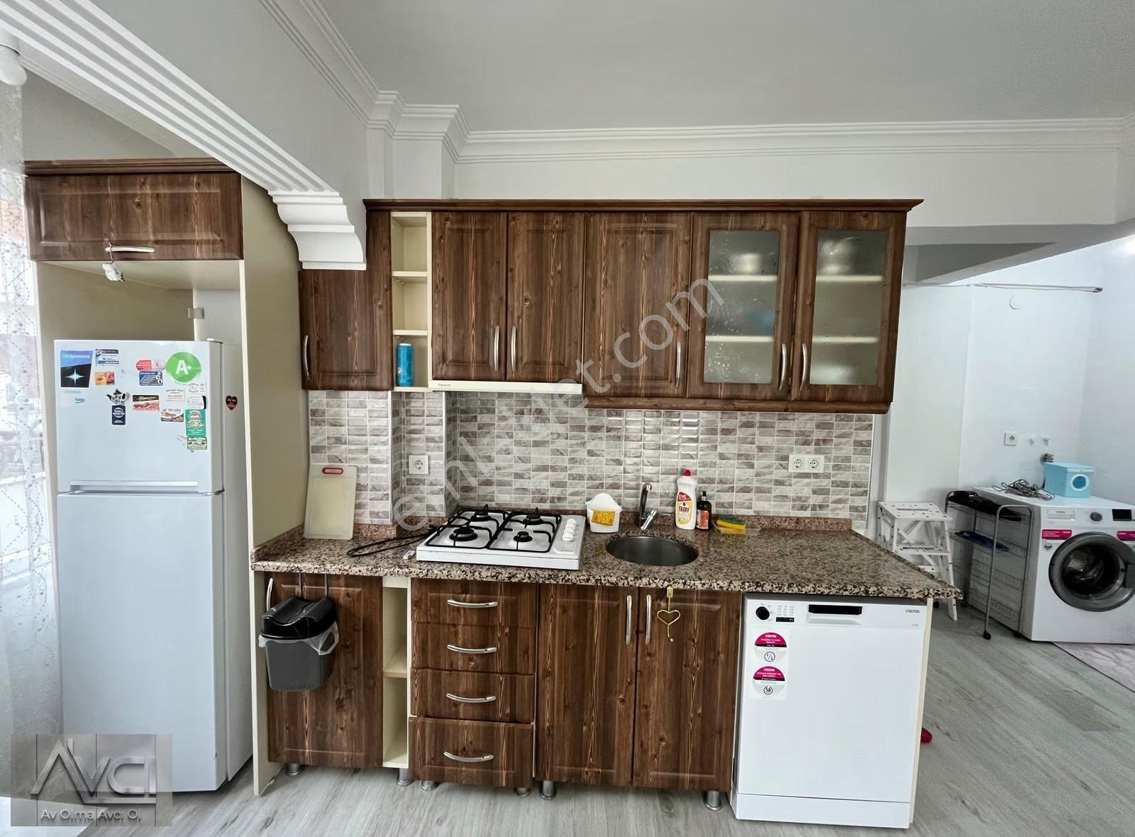 Avcı'dan Altınoluk Yağcılar Sahil 100mt İçi Yenilenmiş 2+1 Daire - Görsel 11