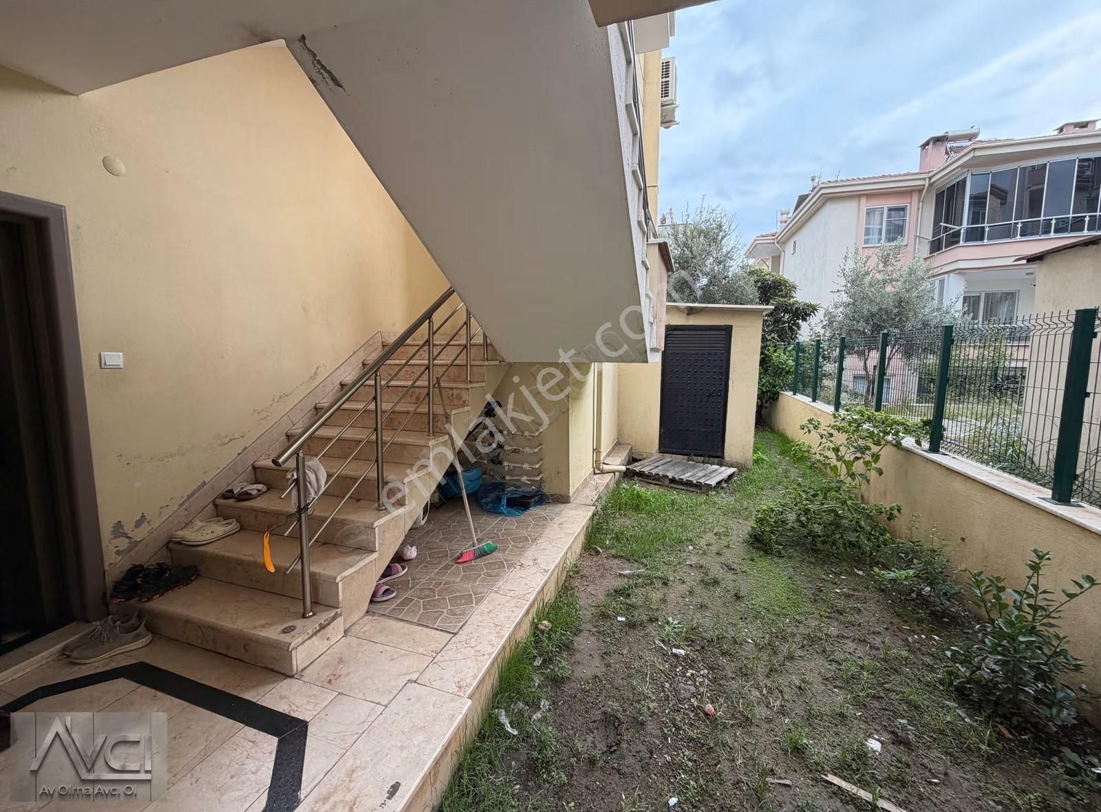 Avcı'dan Altınoluk Pazar Yerinde 3+1 Ayrı Mutfak 6 Yıllık Daire - Görsel 8