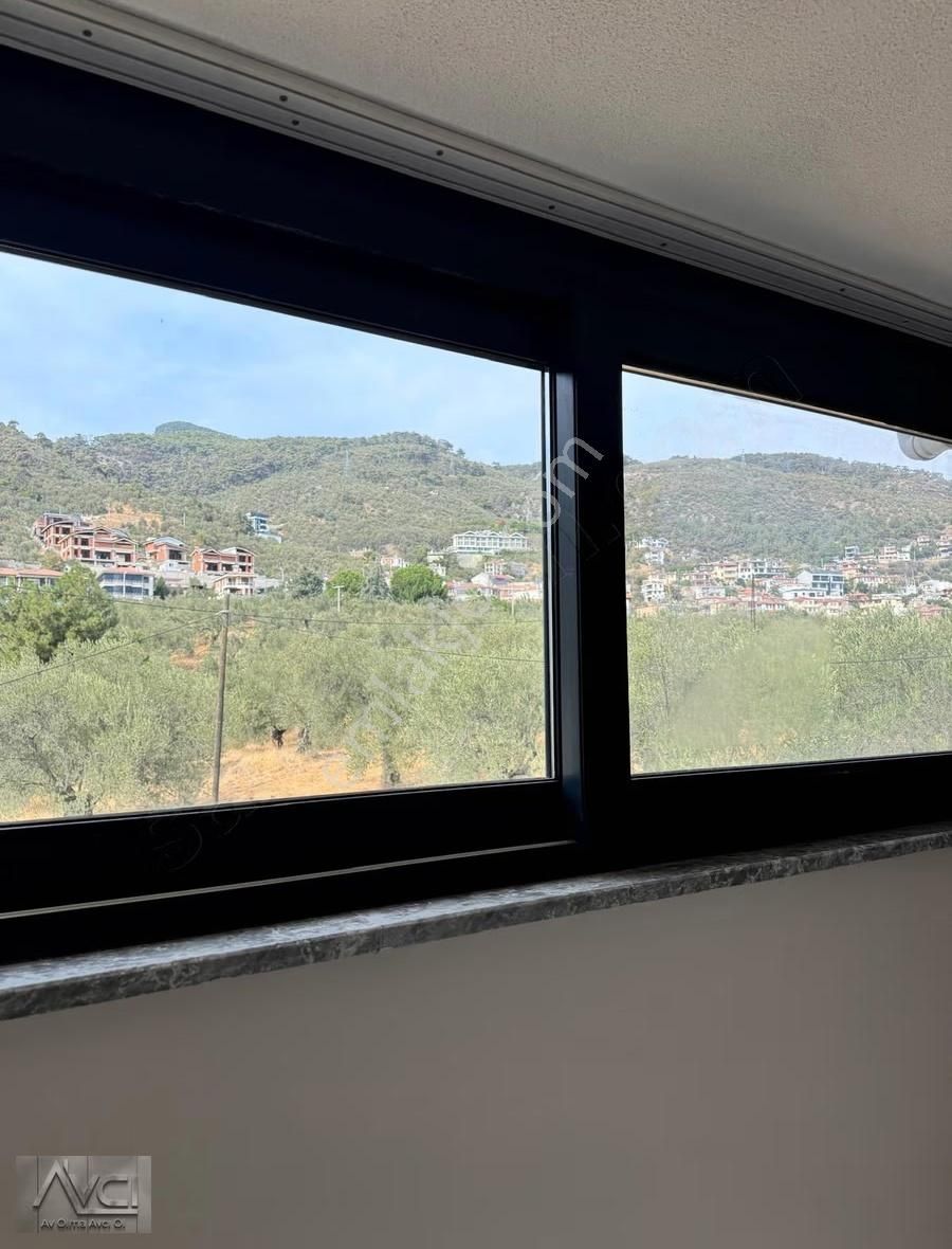 Avcı'dan Altınoluk'ta Deniz Manzaralı Fırsat Villa - Görsel 5