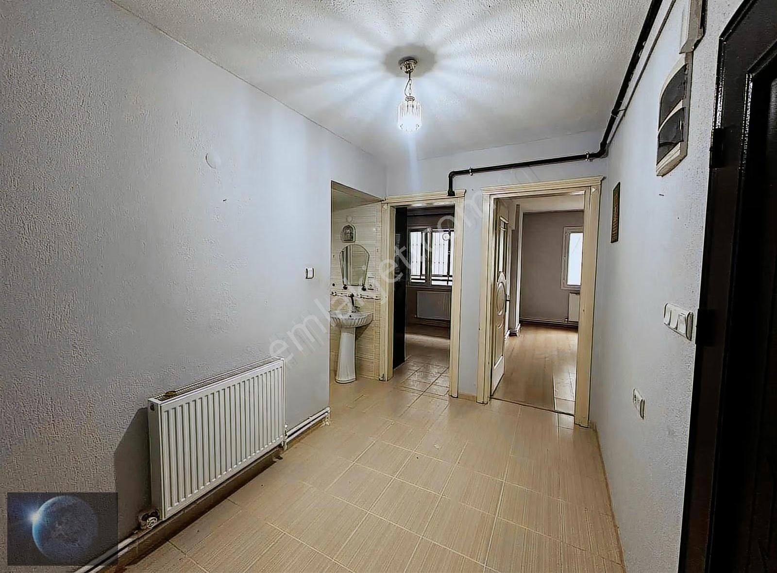 Buca Yeşilbağlar Mah/de Kiralık 2+1 Arakat D.gazlı Daire