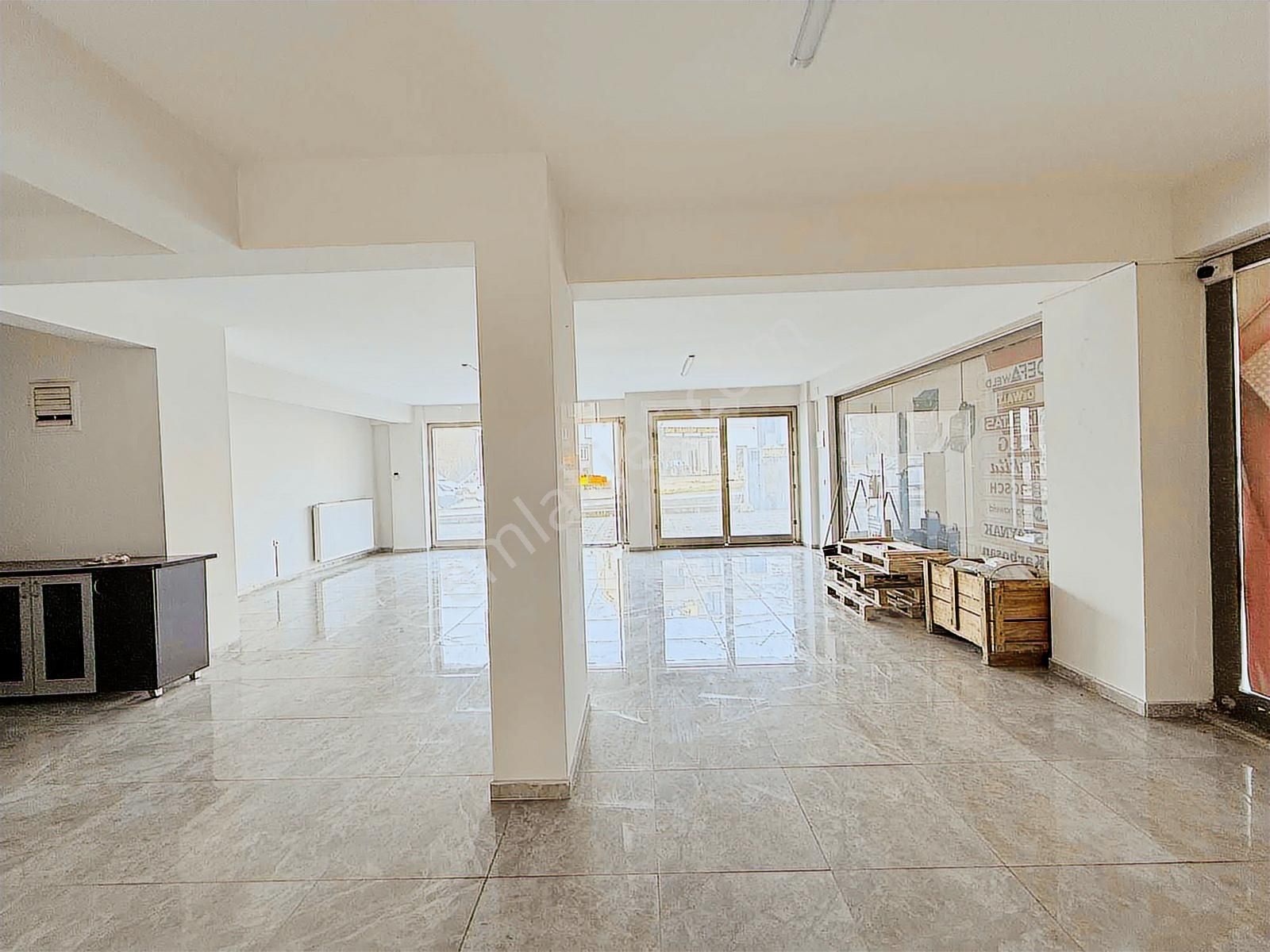 Üçevler Denizciler Cadde Bahçeli İki Katlı Kiralık Dükkan - Görsel 18