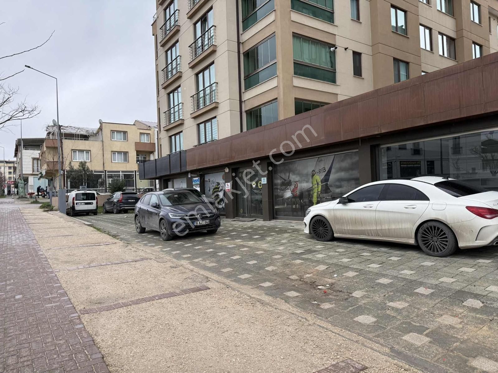 Üçevler Denizciler Cadde Bahçeli İki Katlı Kiralık Dükkan - Görsel 11